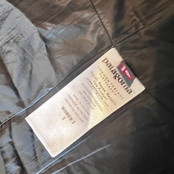 Patagonia Womens Black Quilted Insulated Vest S Lightweight Warm Layering read - Picture 14 of 15